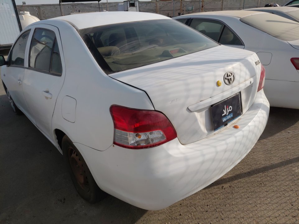 Toyota Yaris  2012 image