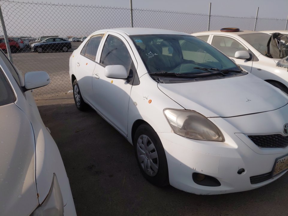 Toyota Yaris  2012 image