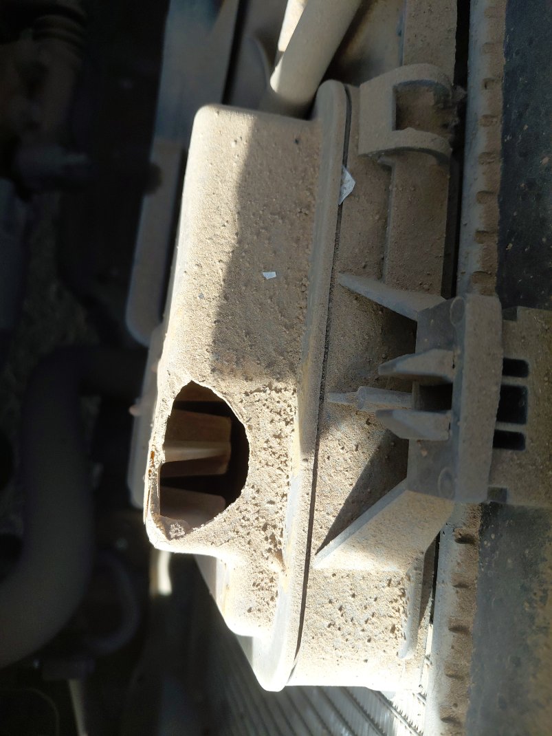 Toyota Yaris  2012 image