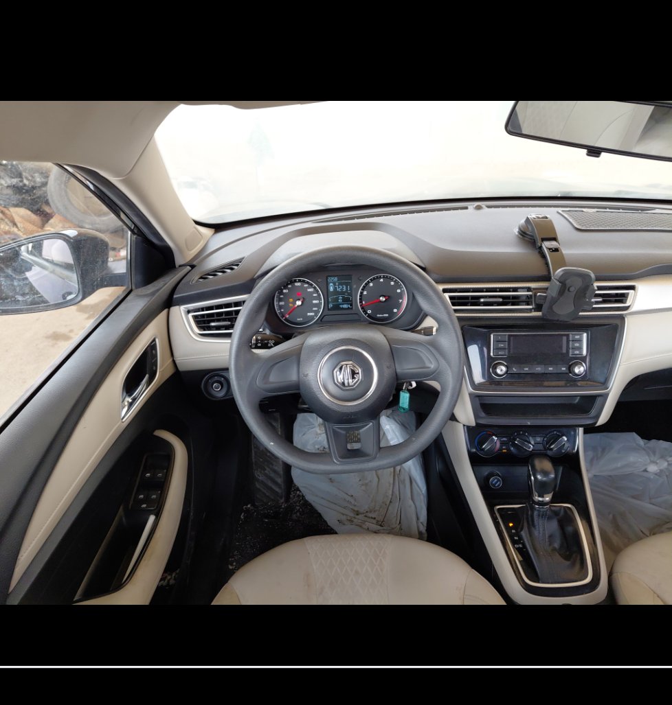 MG 5 عادي 2023 image