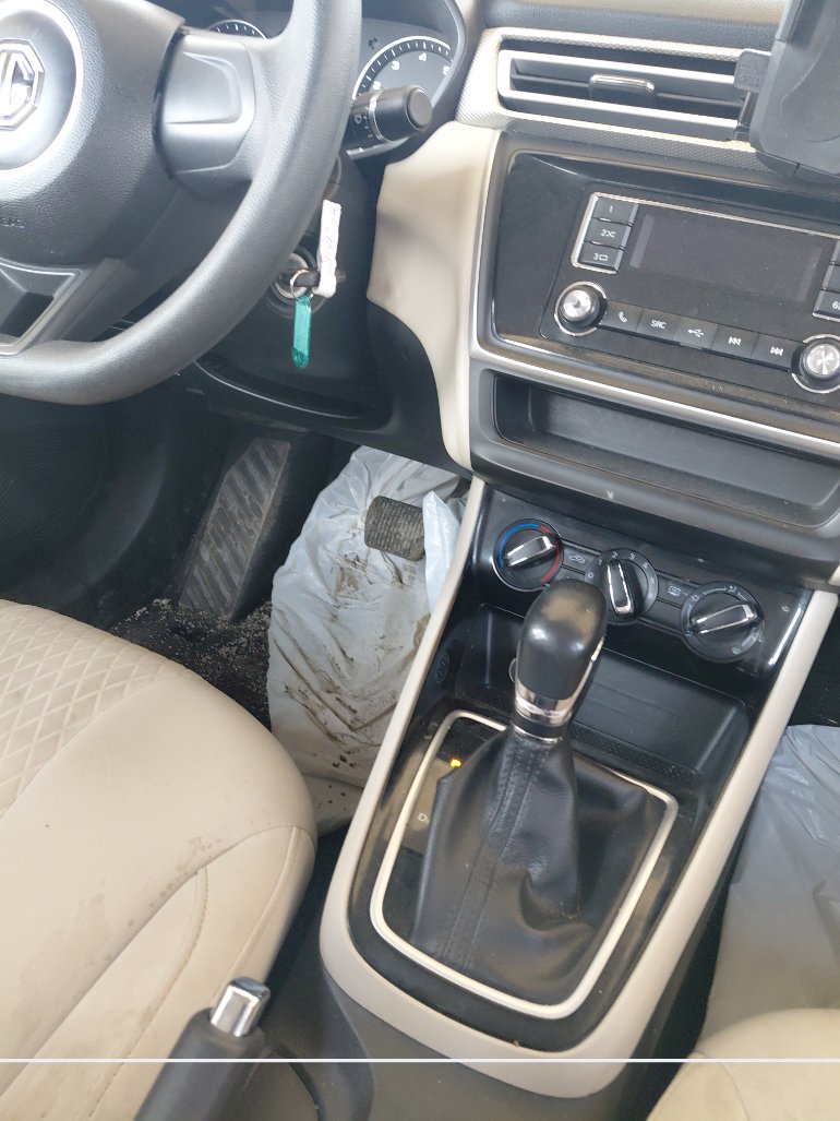 MG 5 عادي 2023 image