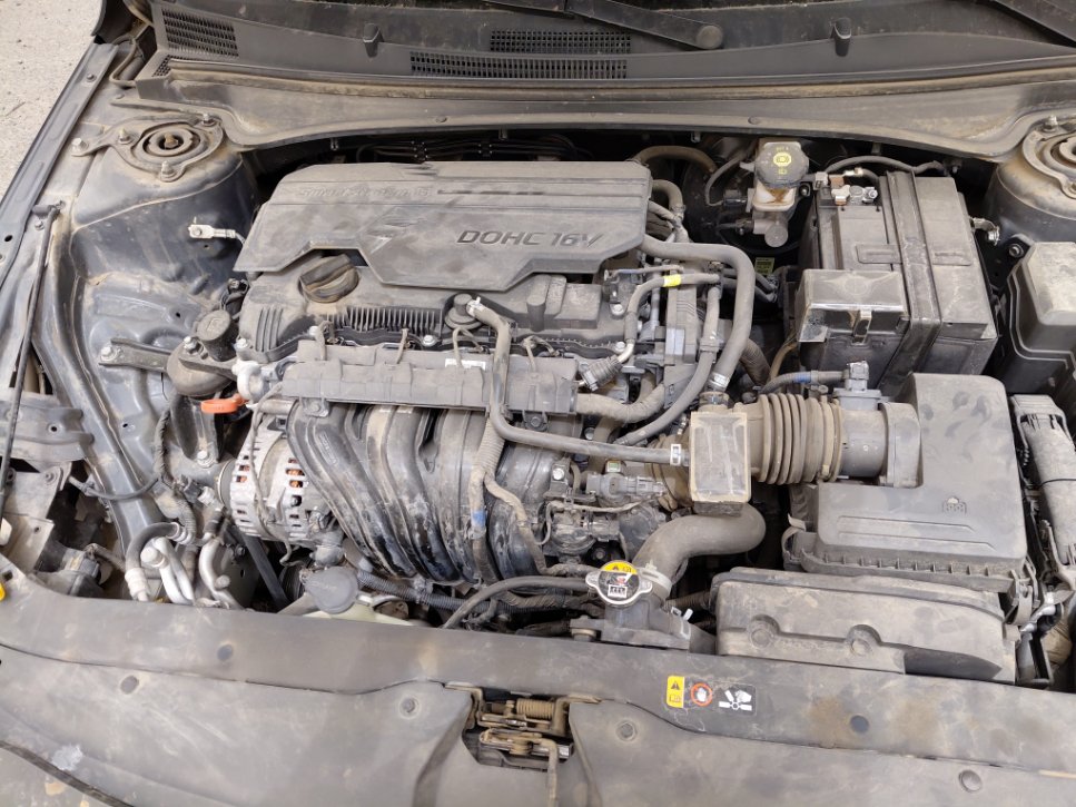 Hyundai Elantra  2025 image