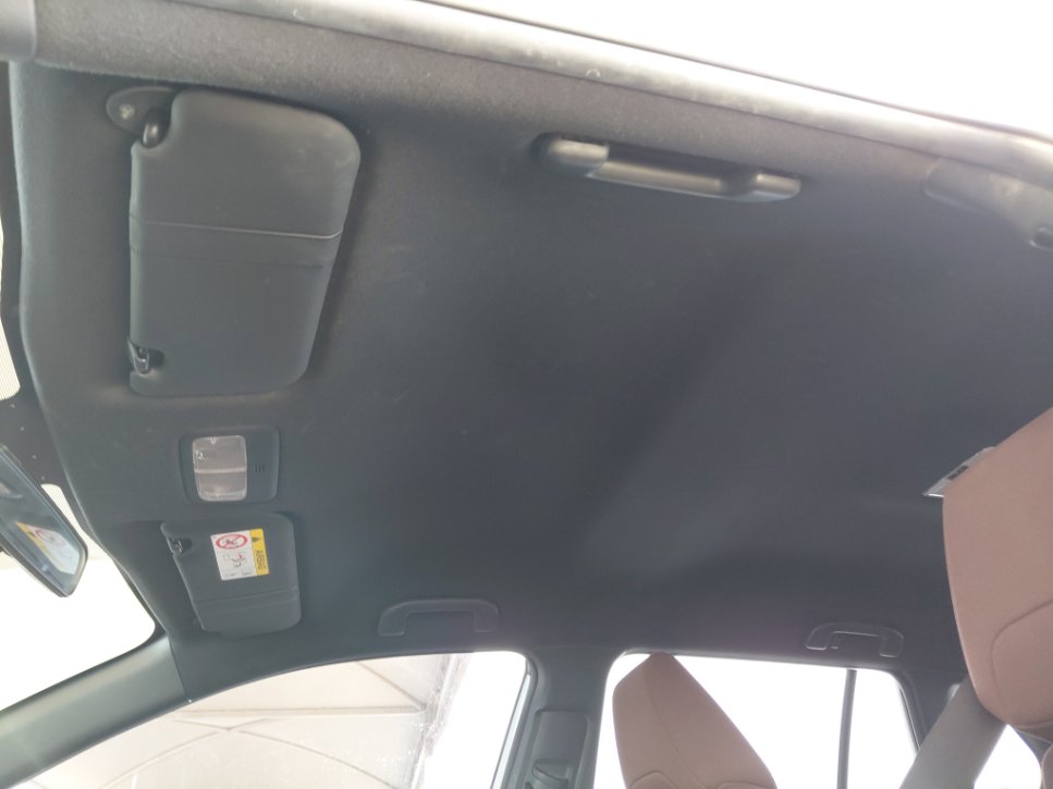 Toyota Corolla Cross LE HEV 2022 image