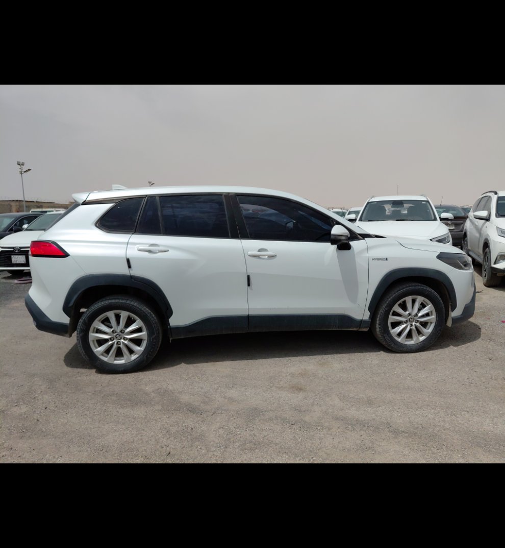 Toyota Corolla Cross LE HEV 2022 image