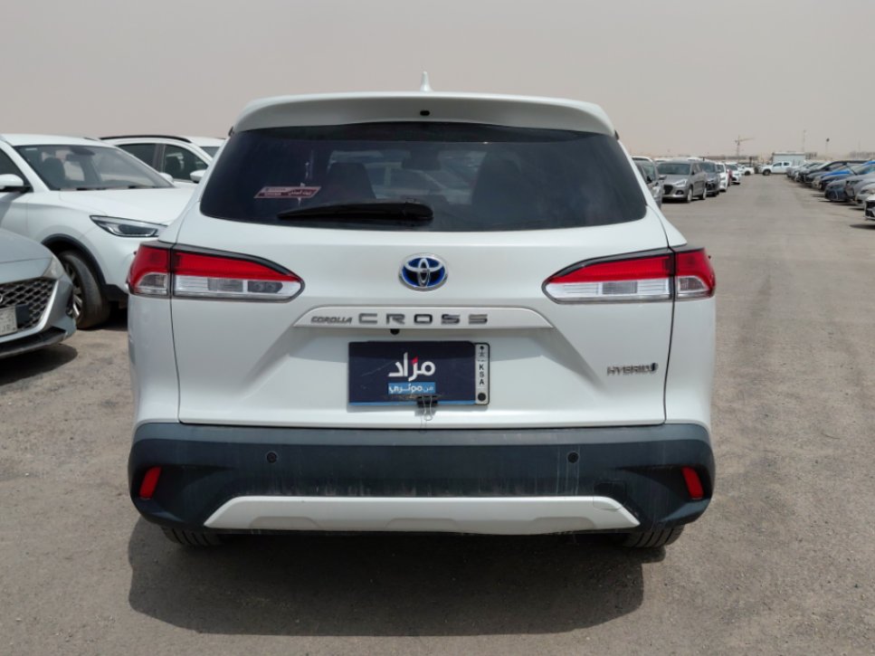 Toyota Corolla Cross LE HEV 2022 image