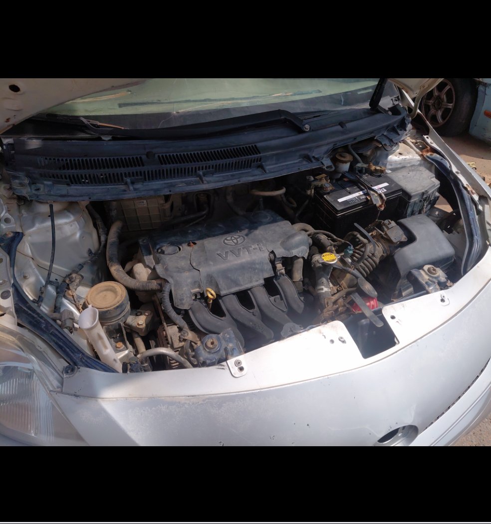 Toyota Yaris  2012 image