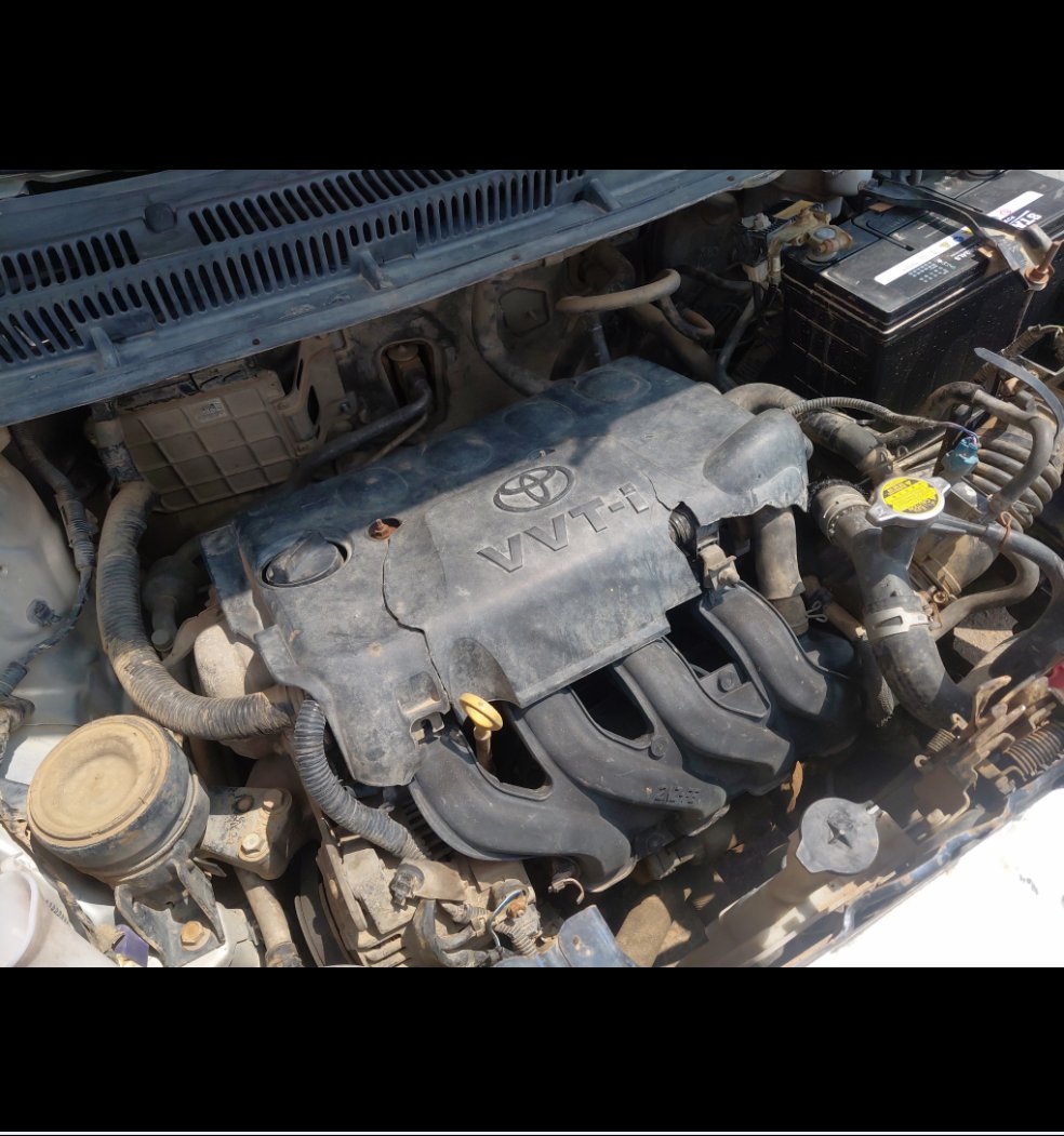 Toyota Yaris  2012 image