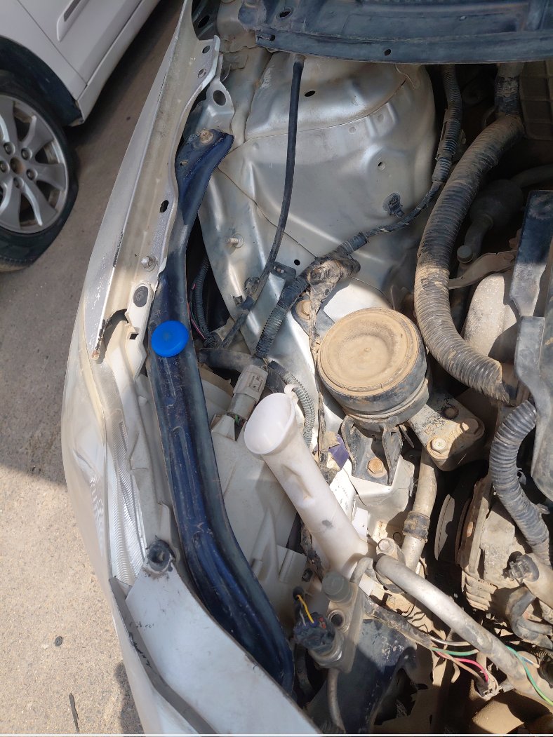 Toyota Yaris  2012 image