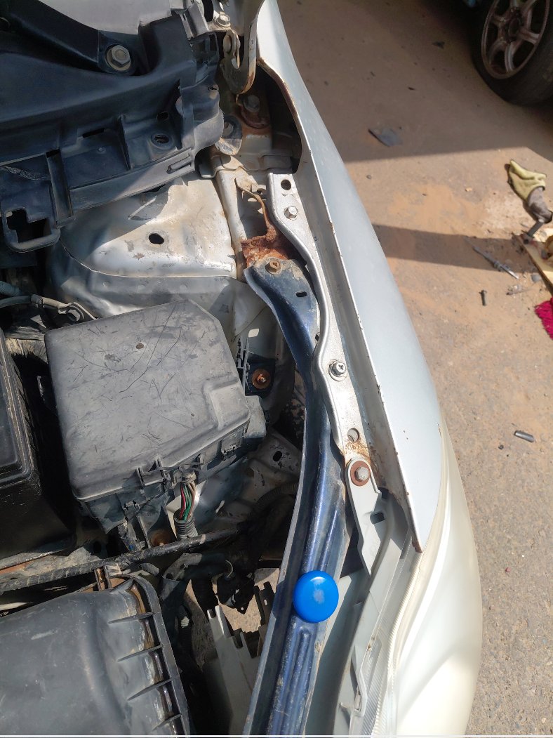 Toyota Yaris  2012 image