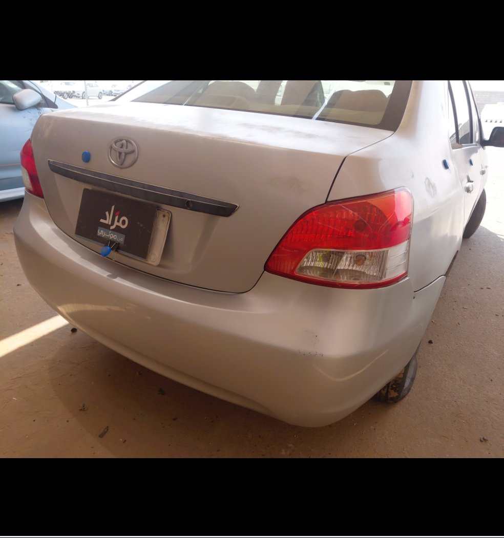 Toyota Yaris  2012 image