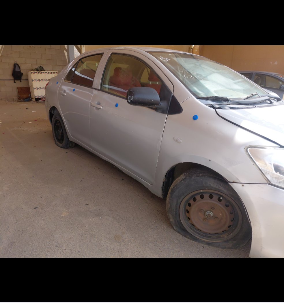 Toyota Yaris  2012 image