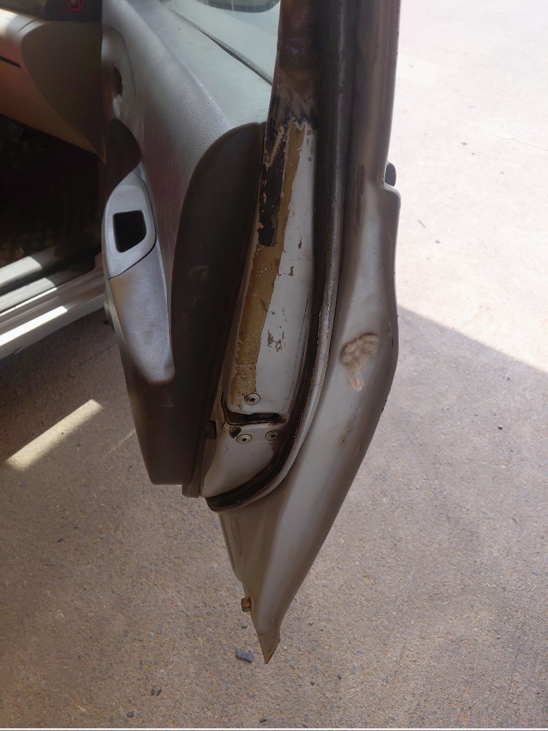 Toyota Yaris  2012 image