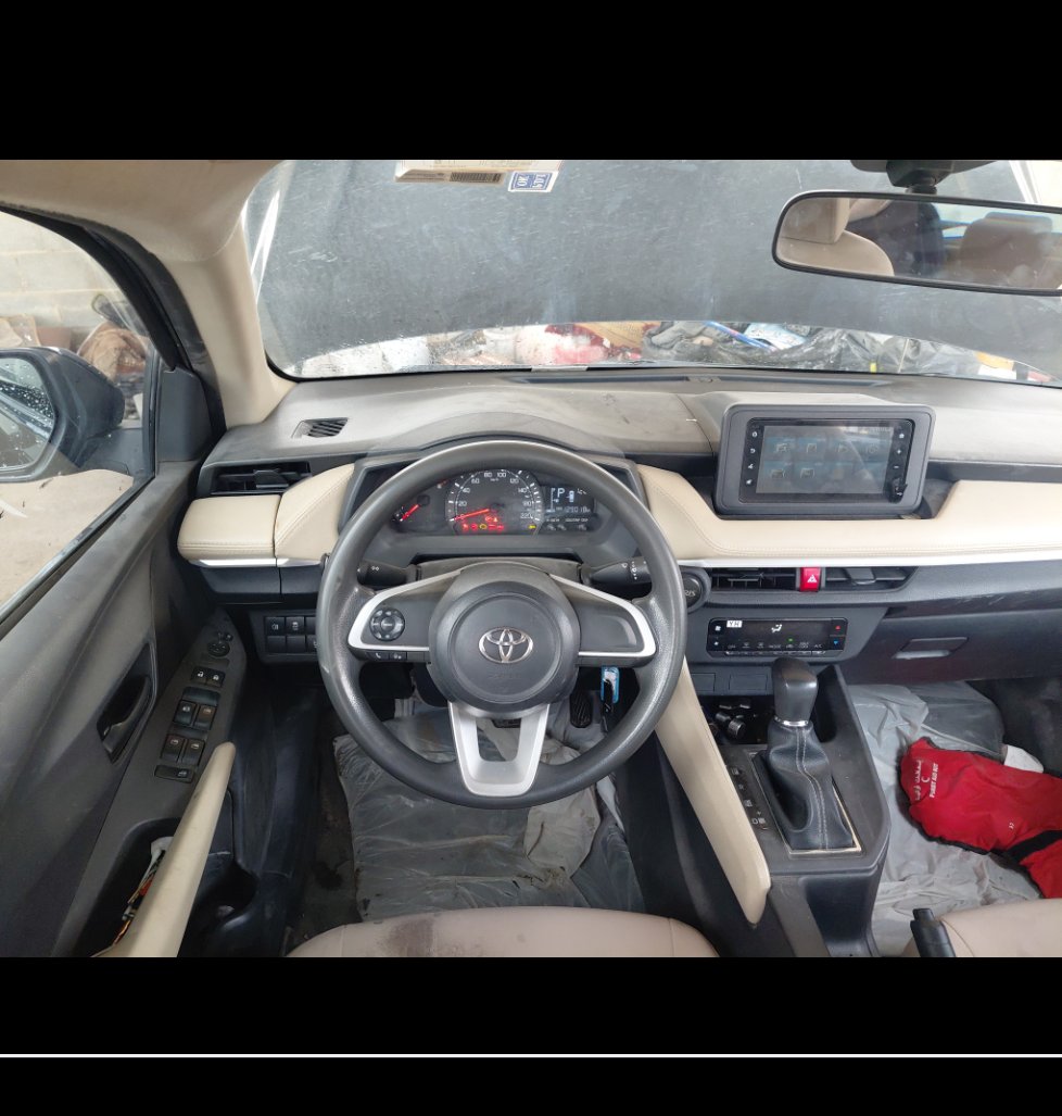 Toyota Yaris Y 2023 image