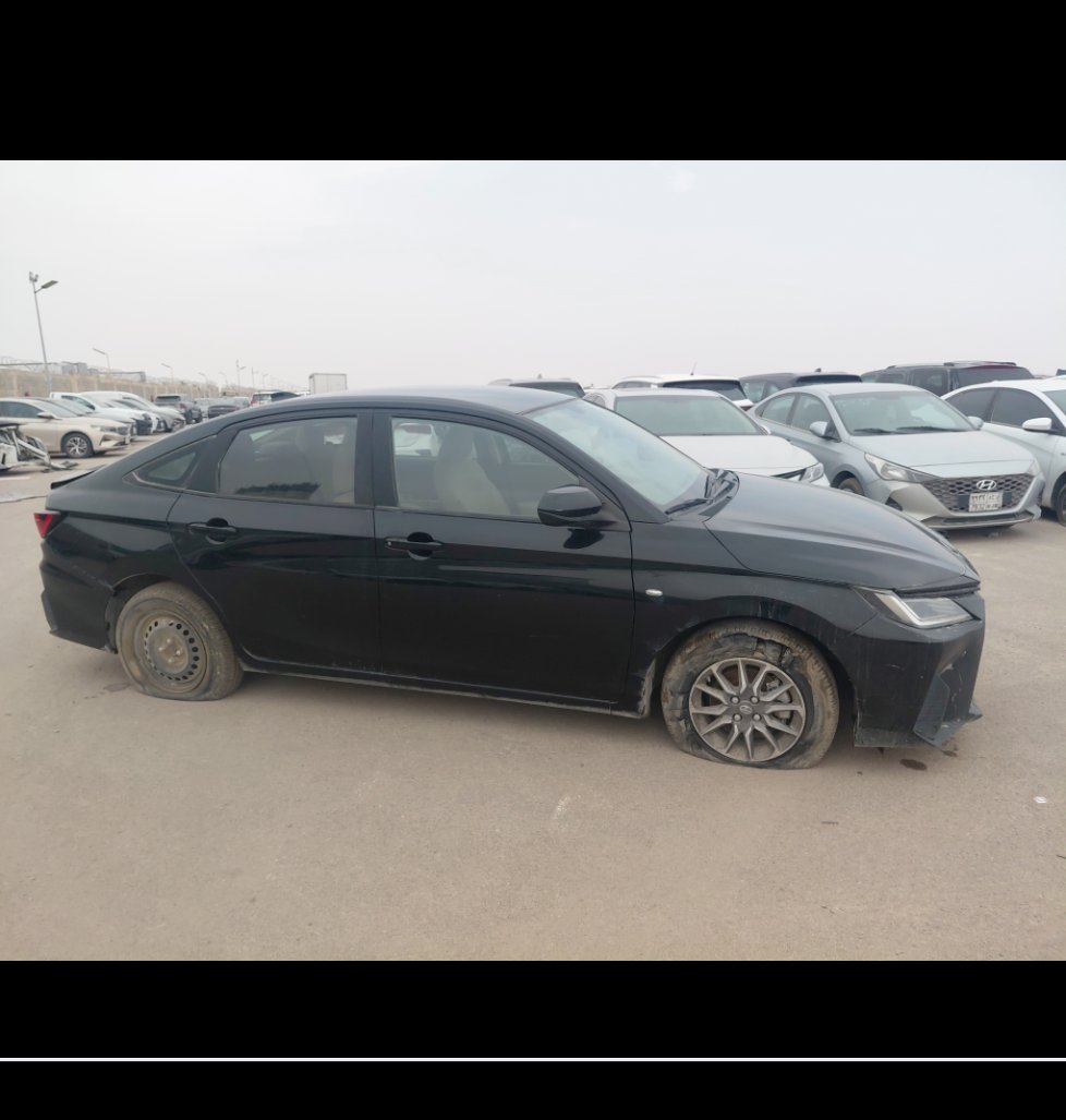 Toyota Yaris Y 2023 image