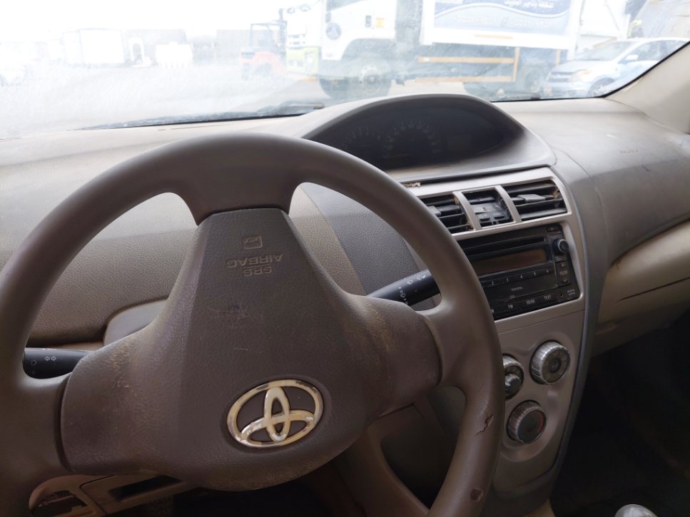 تويوتا يارس  2012 image