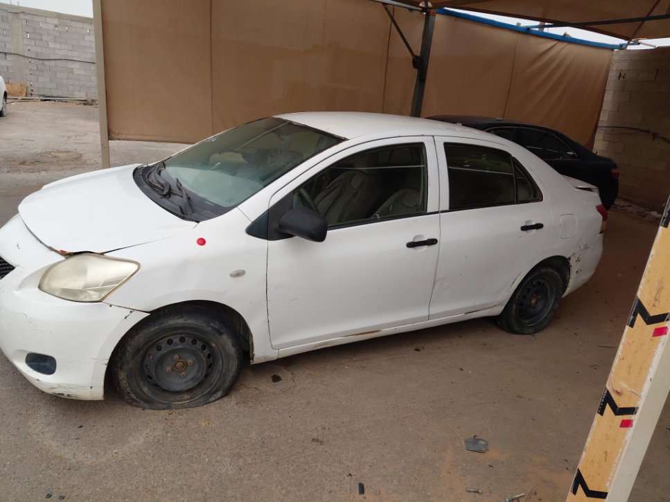 تويوتا يارس  2012 image