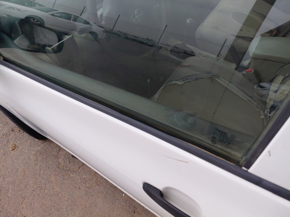 تويوتا يارس  2012 image