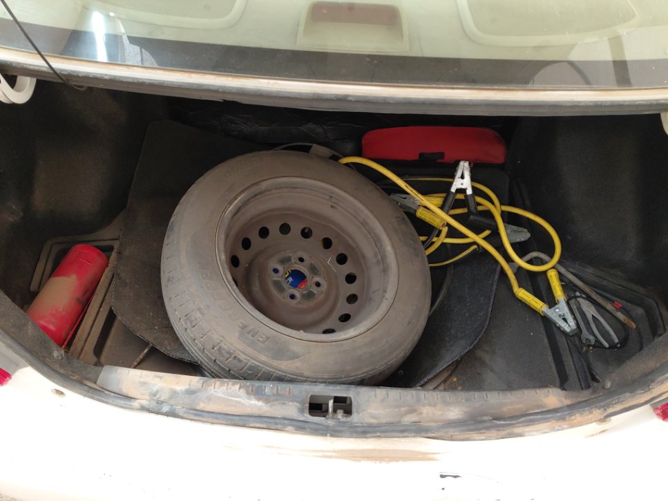 Toyota Yaris  2012 image