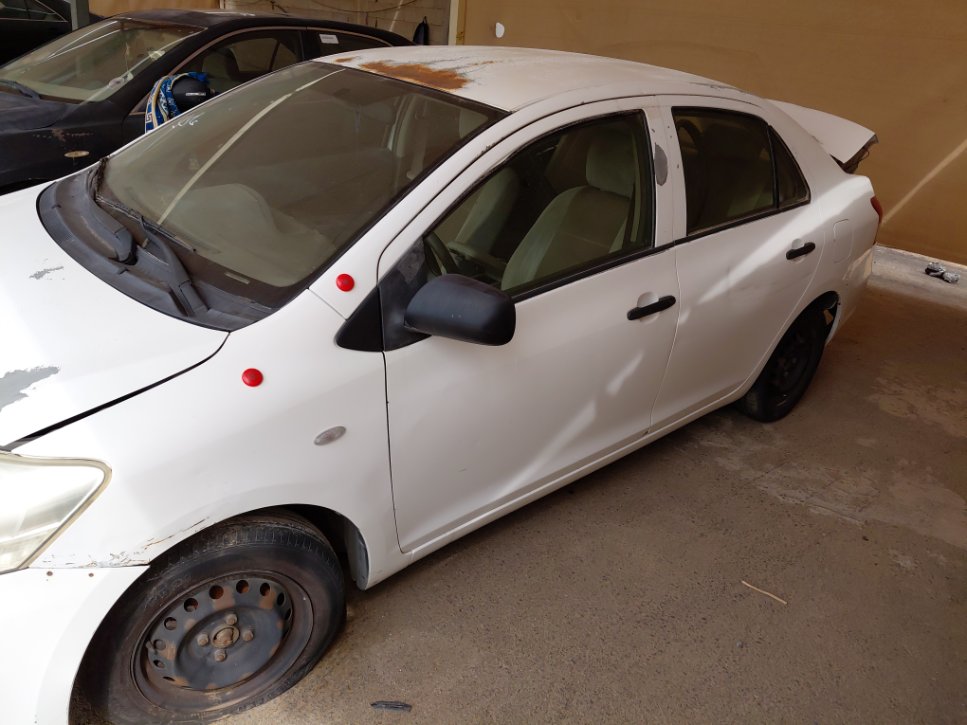 Toyota Yaris  2012 image