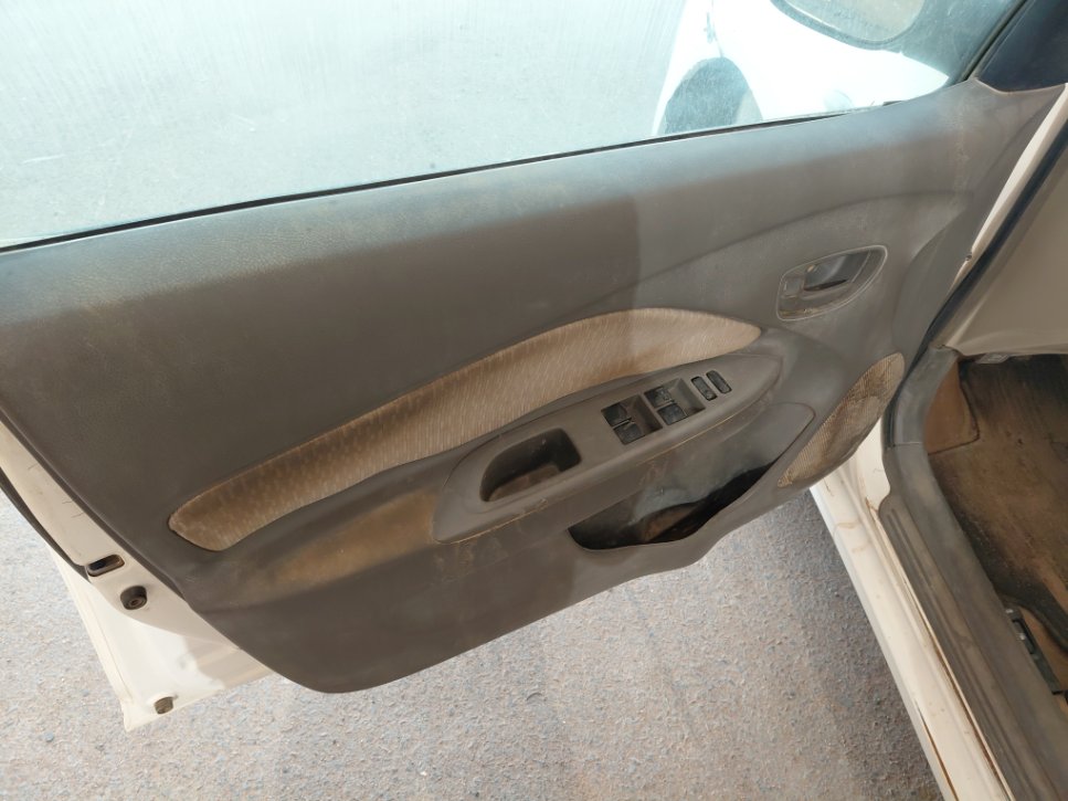 تويوتا يارس  2012 image