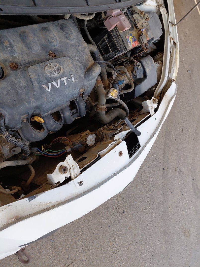 تويوتا يارس  2012 image