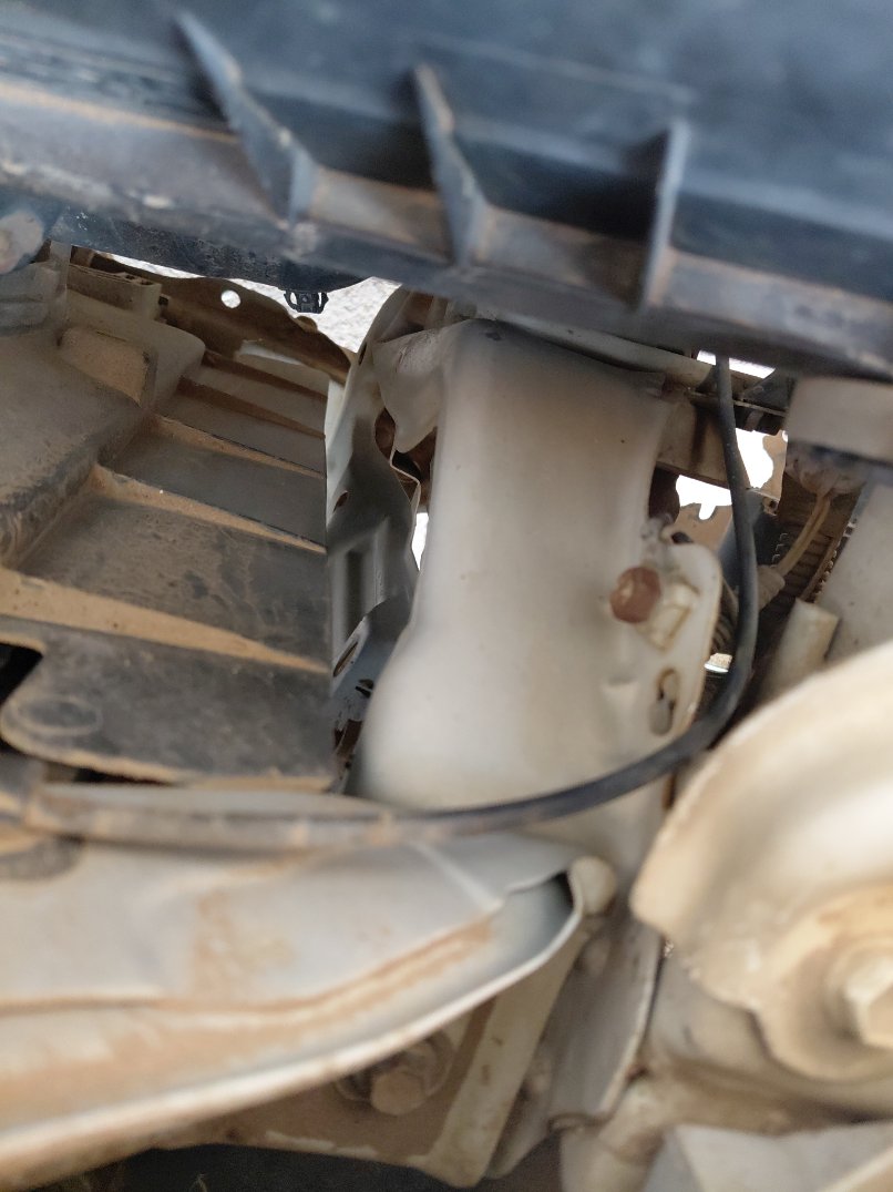 تويوتا يارس  2012 image