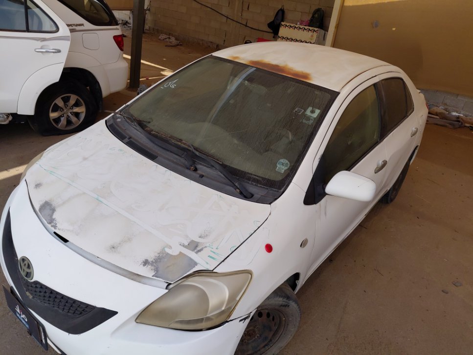 تويوتا يارس  2012 image