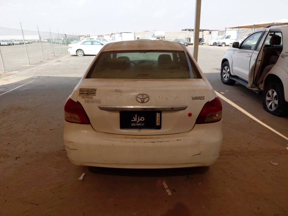 تويوتا يارس  2012 image