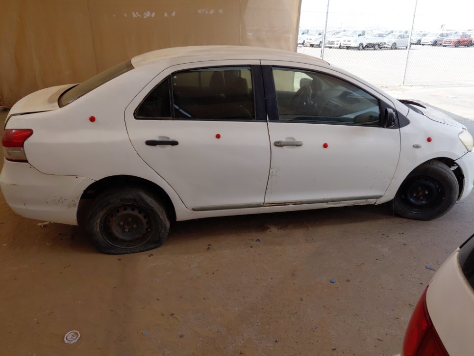 تويوتا يارس  2012 image