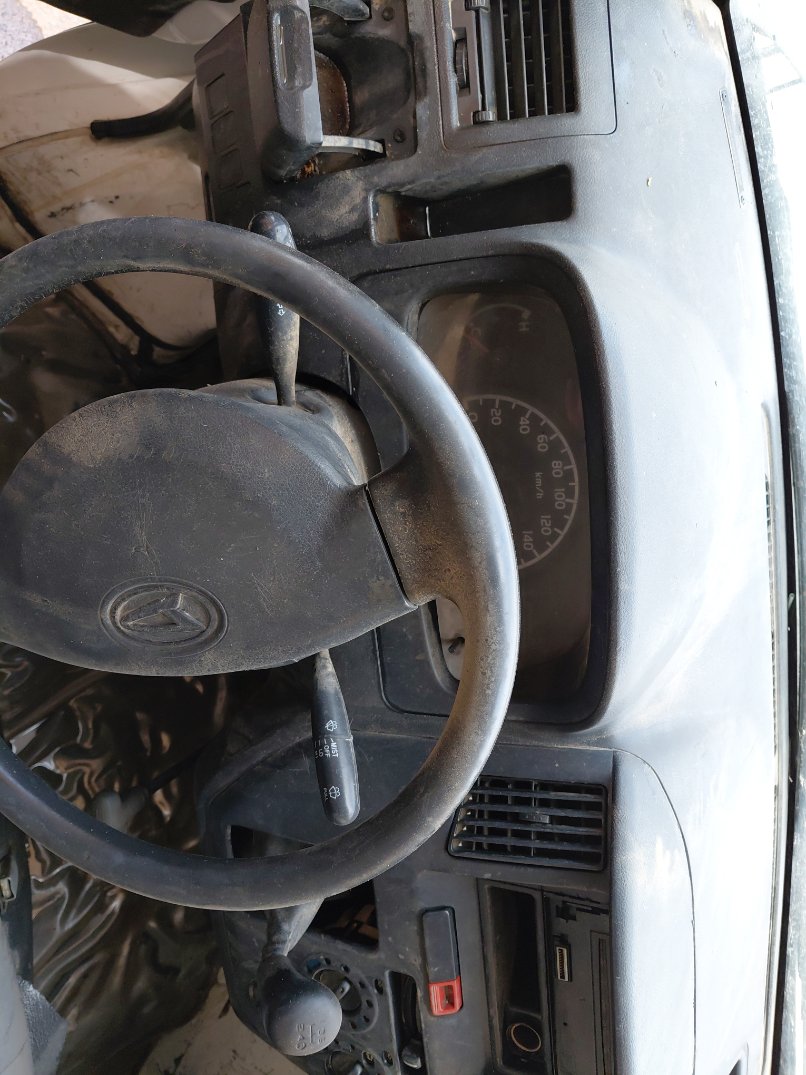 دايهاتسو دباب  2013 image