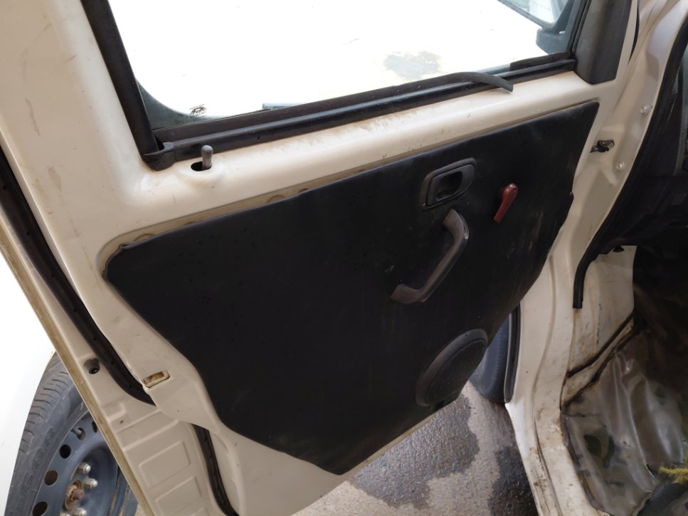 دايهاتسو دباب  2013 image