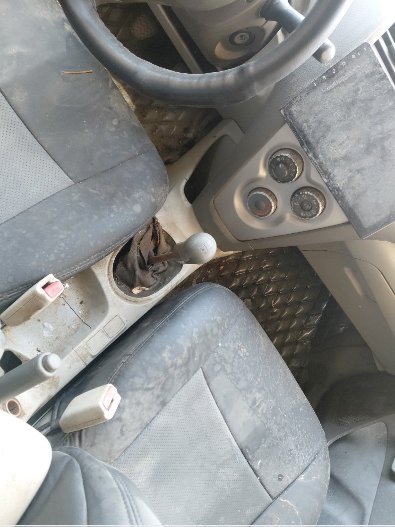 Toyota Yaris  2012 image