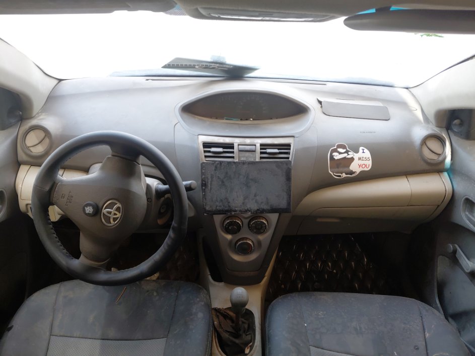 Toyota Yaris  2012 image