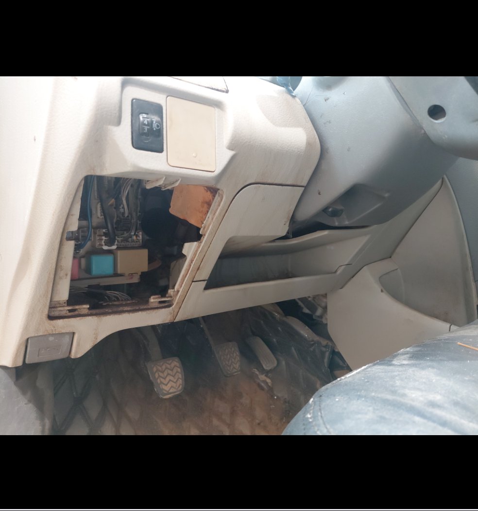 Toyota Yaris  2012 image