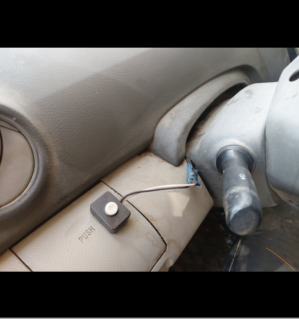 Toyota Yaris  2012 image