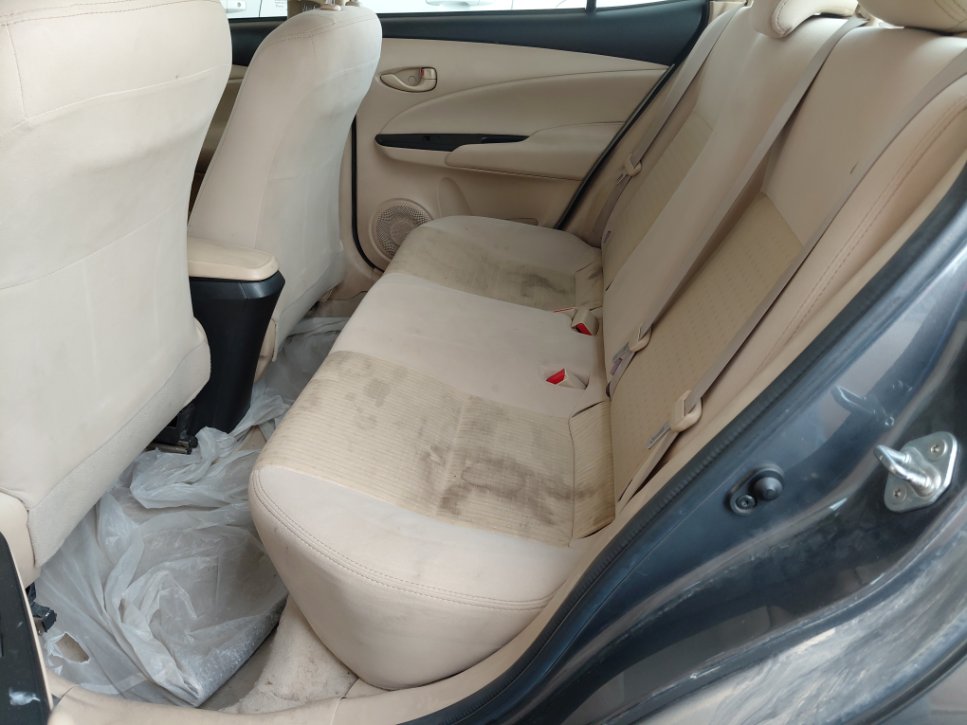 Toyota Yaris Y PLUS 2021 image