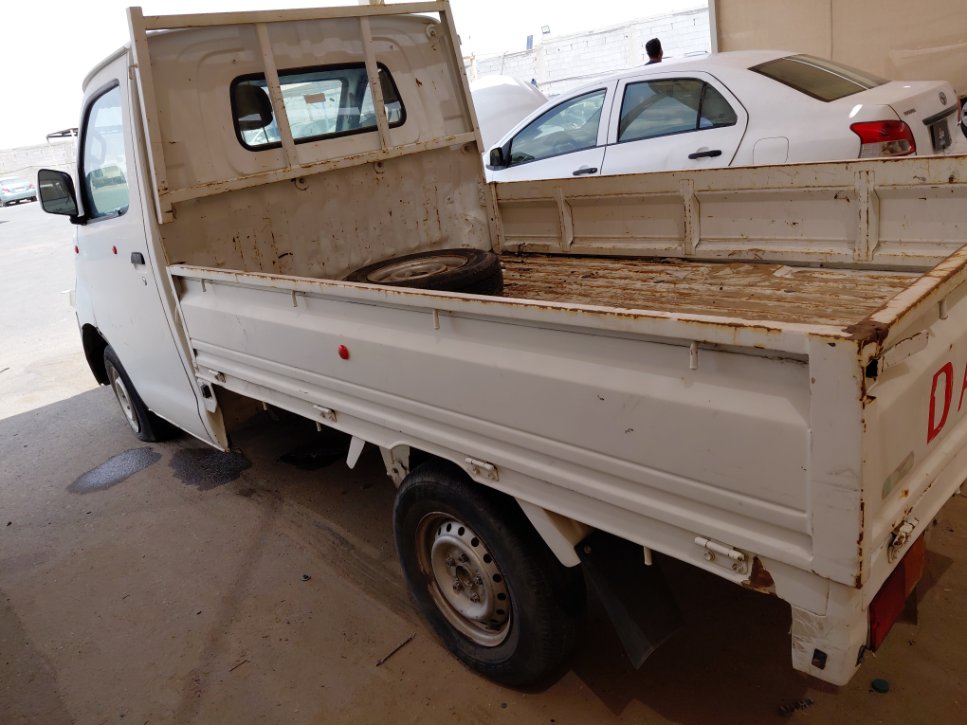 دايهاتسو دباب  2013 image