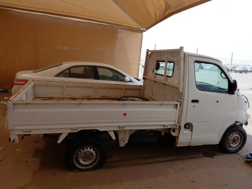 دايهاتسو دباب  2013 image