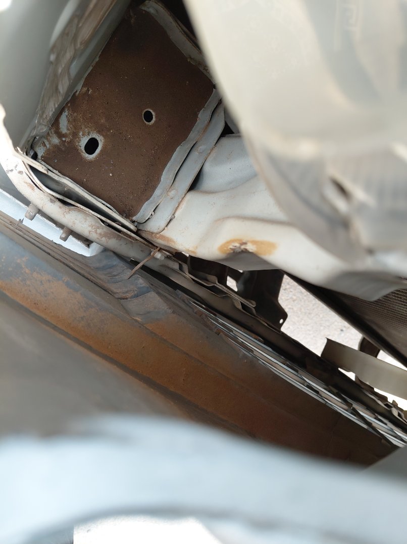 دايهاتسو دباب  2013 image