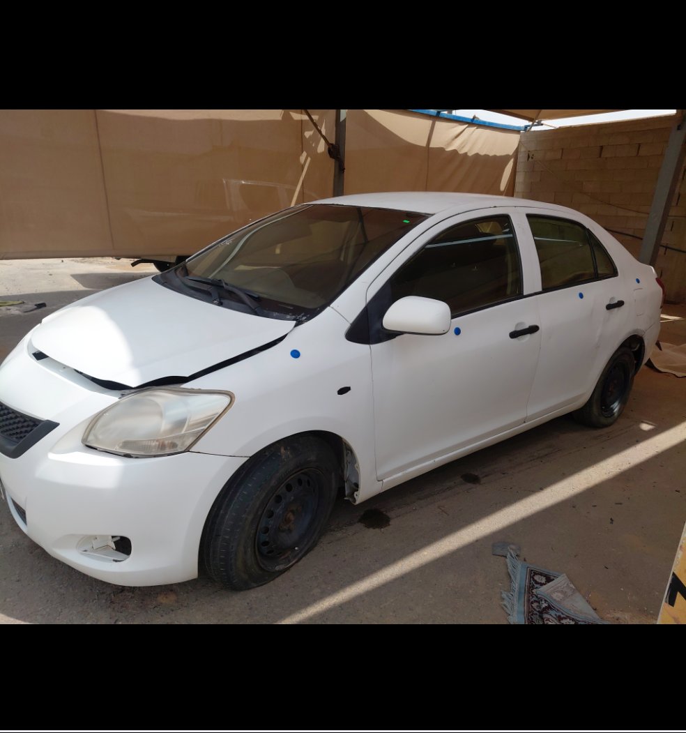 Toyota Yaris  2012 image