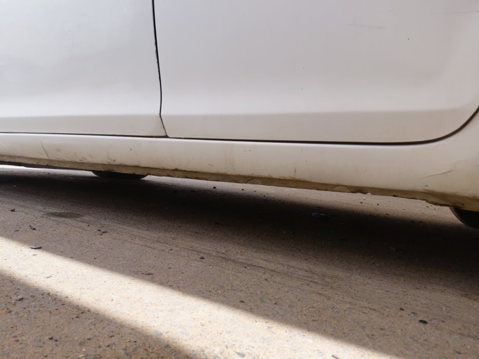 Toyota Yaris  2012 image