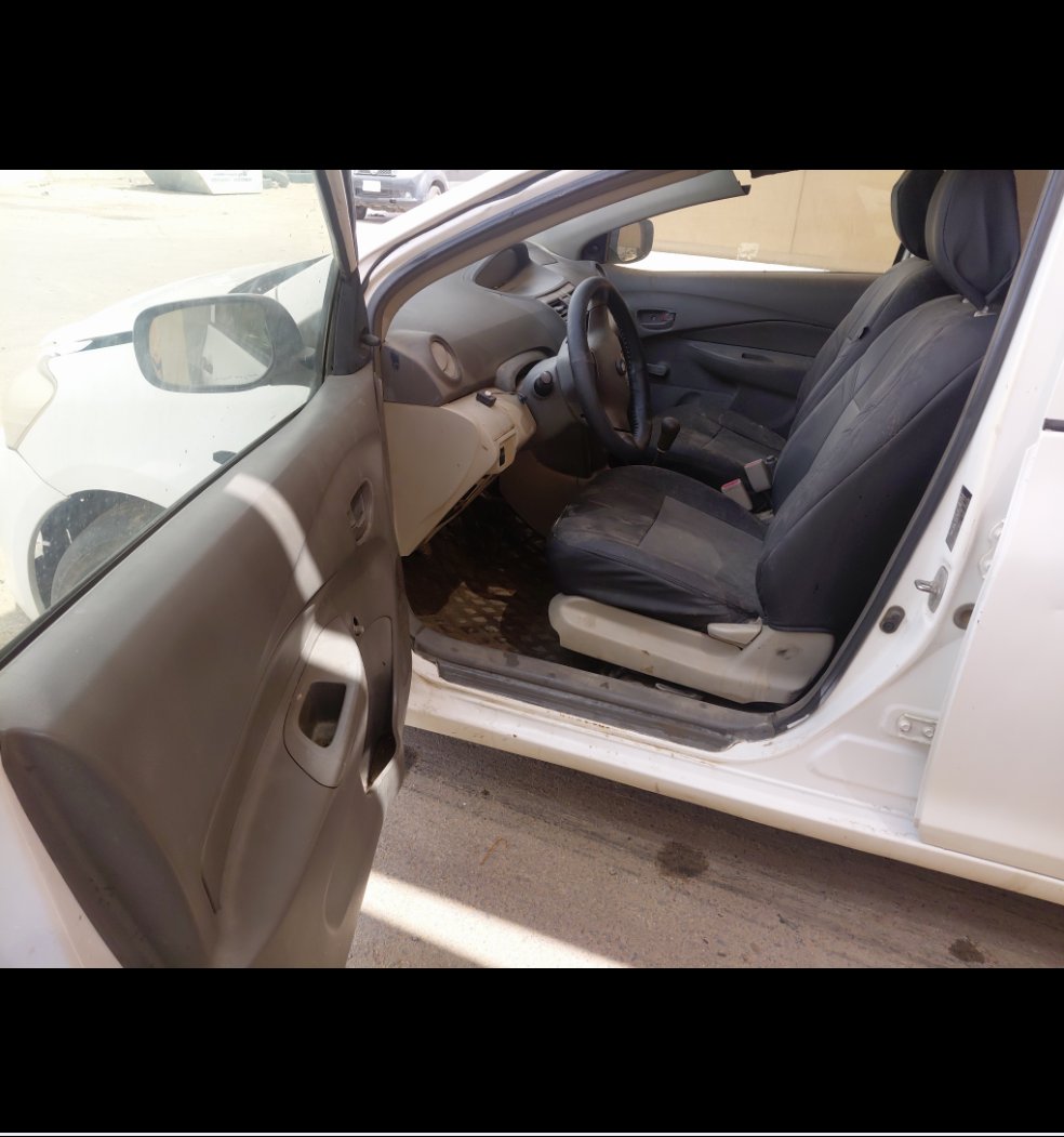 Toyota Yaris  2012 image