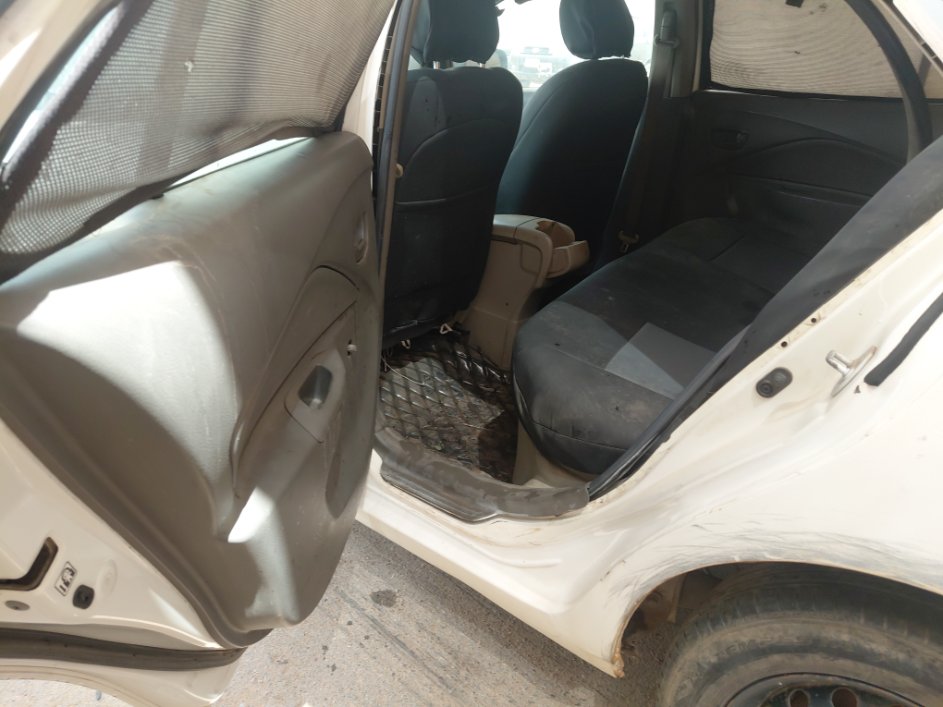 Toyota Yaris  2012 image