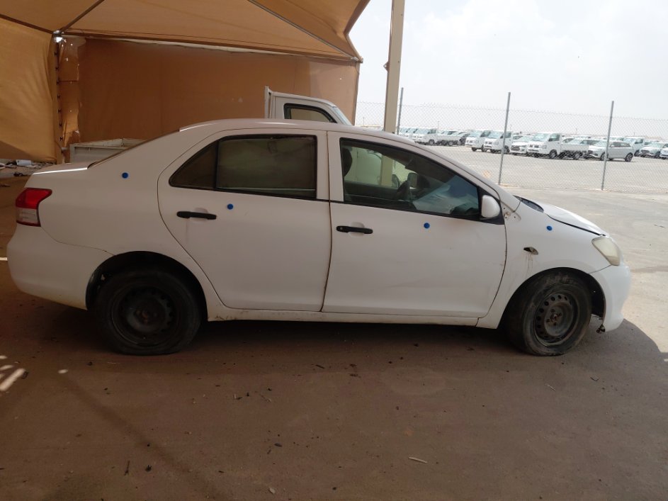 Toyota Yaris  2012 image