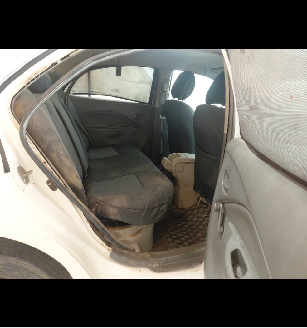 Toyota Yaris  2012 image