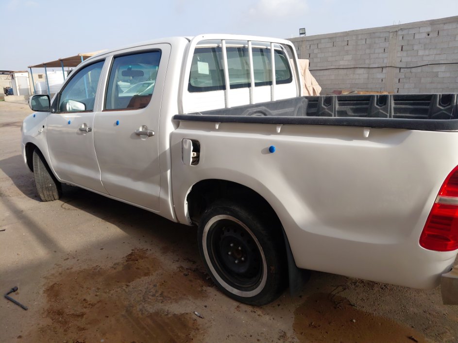 Toyota Hilux  2010 image