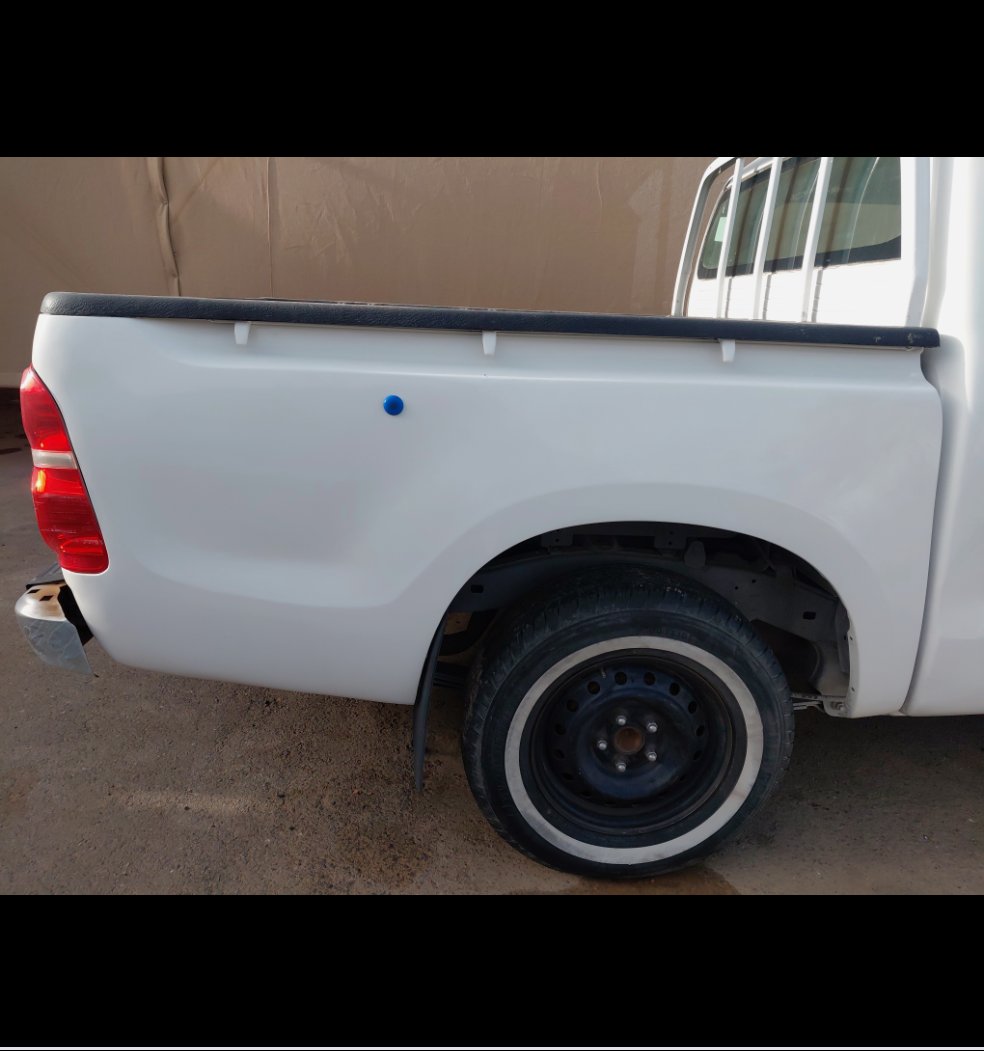 Toyota Hilux  2010 image