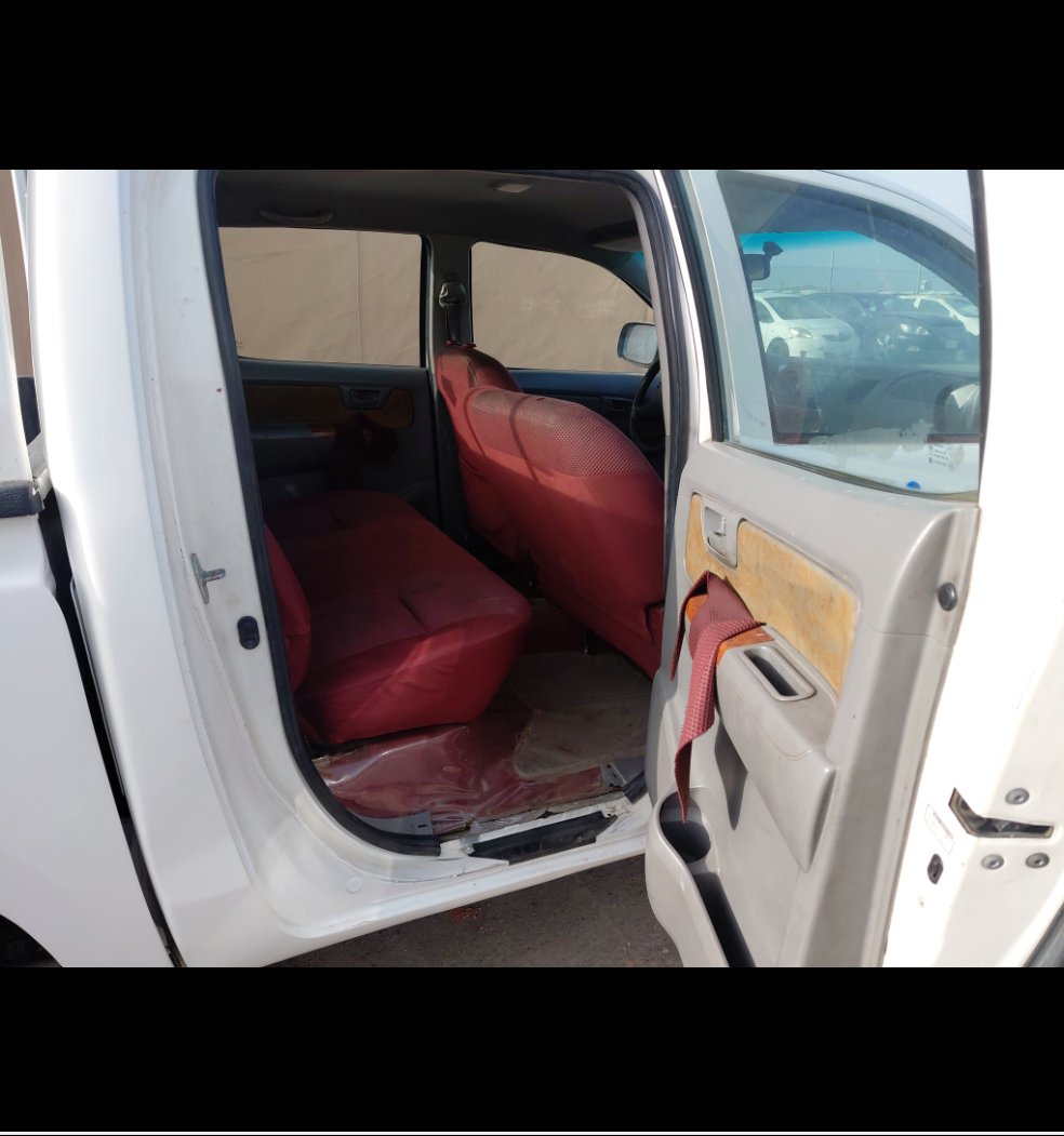 Toyota Hilux  2010 image