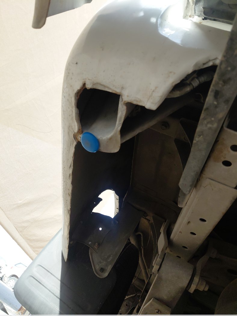 Toyota Hilux  2010 image