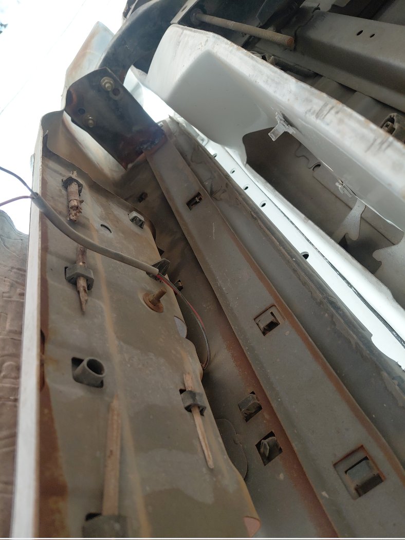 Toyota Hilux  2010 image